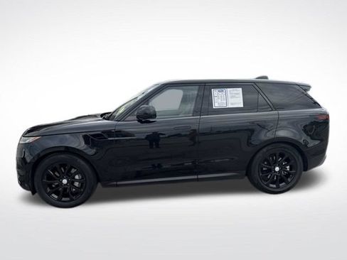 Used 2025 Land Rover Range Rover Sport SE AWD/4WD image 9
