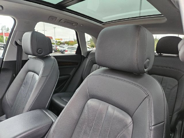 Used 2018 Audi Q5 2.0T Premium w/ Convenience Package AWD/4WD image 18