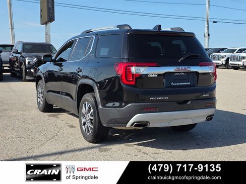 Used 2023 GMC Acadia SLT AWD/4WD image 5