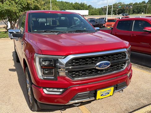Used 2022 Ford F150 Platinum w/ Equipment Group 701A High AWD/4WD image 3