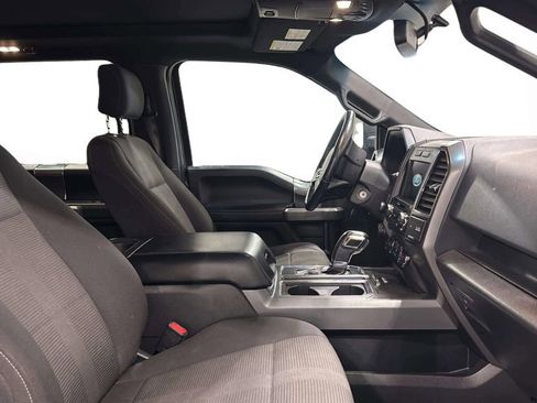 Used 2017 Ford F150 XLT w/ Equipment Group 302A Luxury AWD/4WD image 8