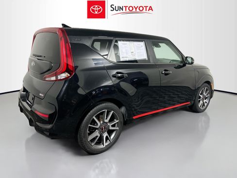 Used 2021 Kia Soul Turbo FWD image 4