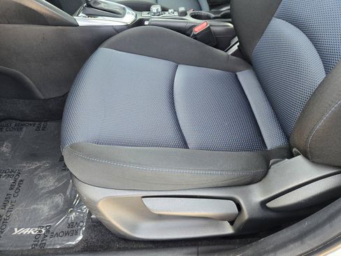 Used 2019 Toyota Yaris LE FWD image 16