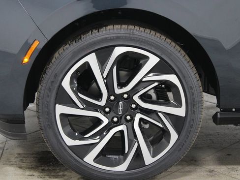 New 2026 Lincoln Navigator Reserve image 20