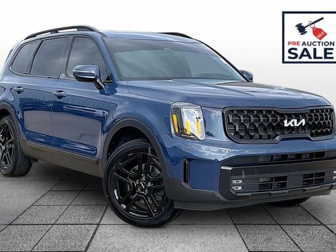 Used 2024 Kia Telluride SX Prestige X-Line AWD/4WD image 2