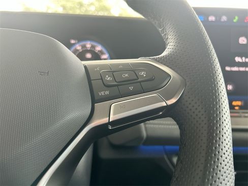 New 2026 Volkswagen Tiguan SE R-Line image 19