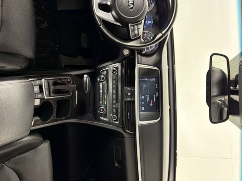 Used 2020 Kia Optima Premium FWD image 26