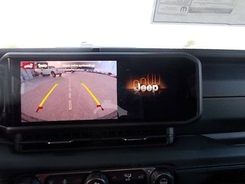 Used 2024 Jeep Wrangler Sahara w/ Technology Group image 16