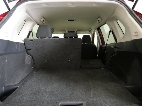 Used 2023 Nissan Rogue SV FWD image 24