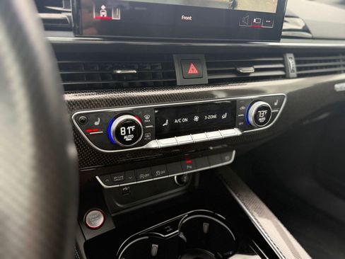 Used 2021 Audi S4 Premium Plus w/ Premium Plus Package image 24