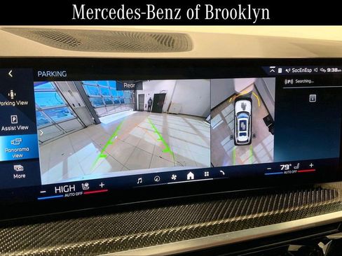 Used 2024 BMW X7 M60i w/ Executive Package image 27