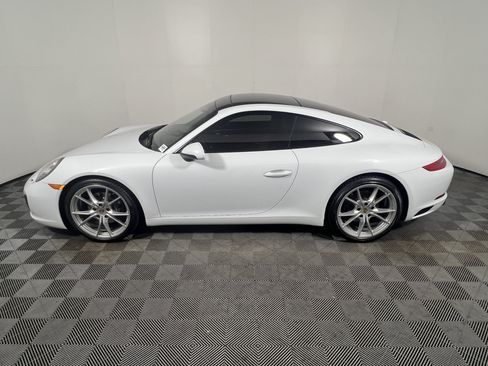 Certified 2017 Porsche 911 Carrera RWD image 2