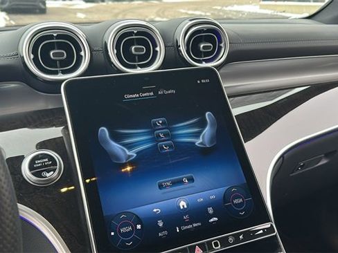 Certified 2025 Mercedes-Benz GLC 300 4MATIC image 21