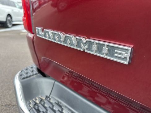 Used 2025 RAM 1500 Laramie image 12
