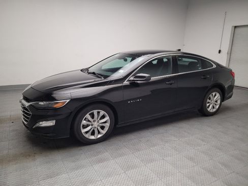 Used 2024 Chevrolet Malibu LT FWD image 2