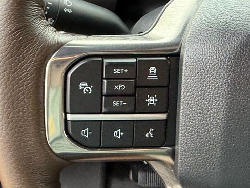 Used 2025 Ford F150 King Ranch w/ FX4 Off-Road Package AWD/4WD image 16