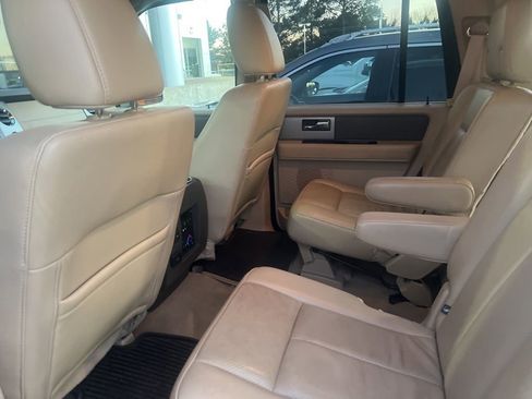 Used 2014 Ford Expedition XLT w/ Equipment Group 202A image 12