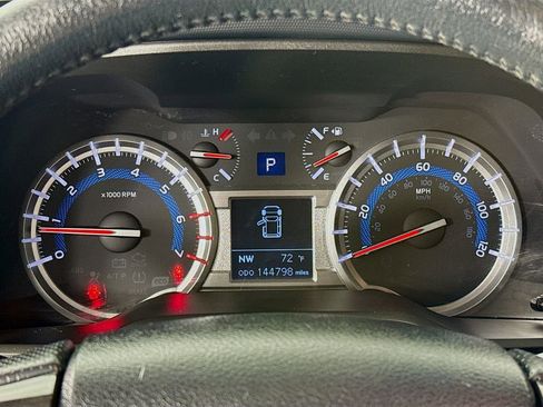 Used 2019 Toyota 4Runner TRD Off-Road Premium AWD/4WD image 14