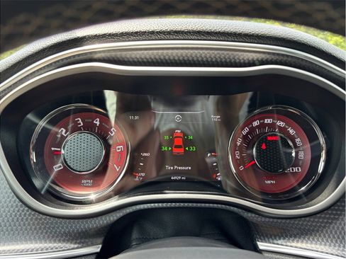 Used 2016 Dodge Challenger SRT Hellcat RWD image 24
