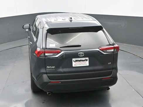 Used 2025 Toyota RAV4 LE FWD image 28