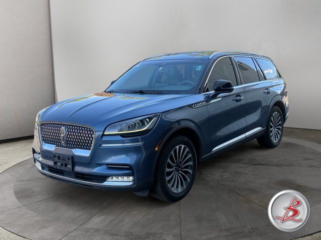 Used 2020 Lincoln Aviator Reserve w/ Elements Package Plus AWD/4WD image 3