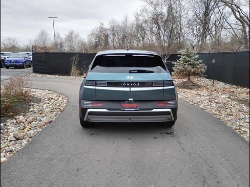 New 2026 Hyundai Ioniq 5 SE image 4