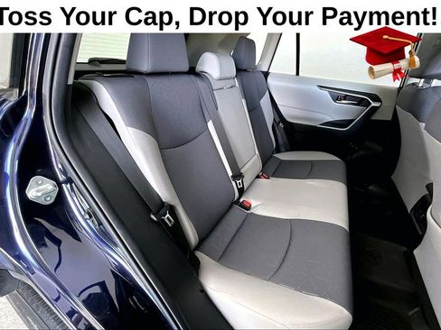 Used 2019 Toyota RAV4 XLE w/ Convenience Package FWD image 34