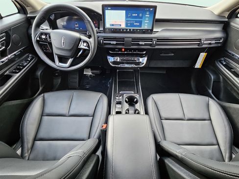 New 2026 Lincoln Corsair Premiere image 16