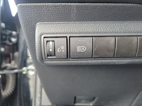 Used 2024 Toyota Corolla LE image 20