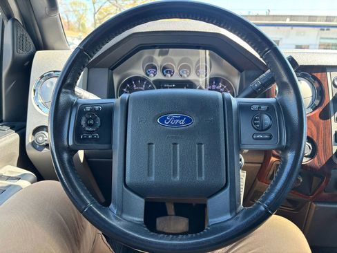 Used 2012 Ford F250 Lariat w/ Chrome Pkg AWD/4WD image 25