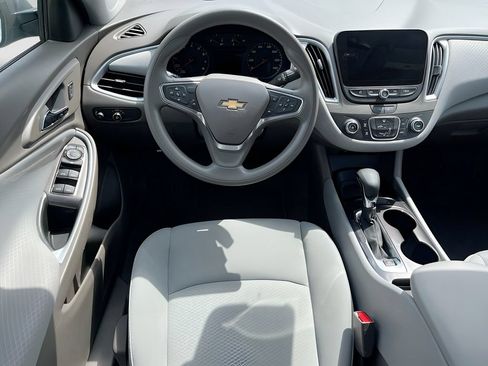 Used 2024 Chevrolet Malibu LS FWD image 22