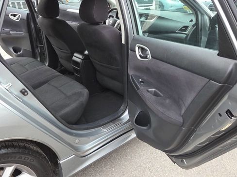 Used 2013 Nissan Sentra SR w/ Driver Pkg image 31