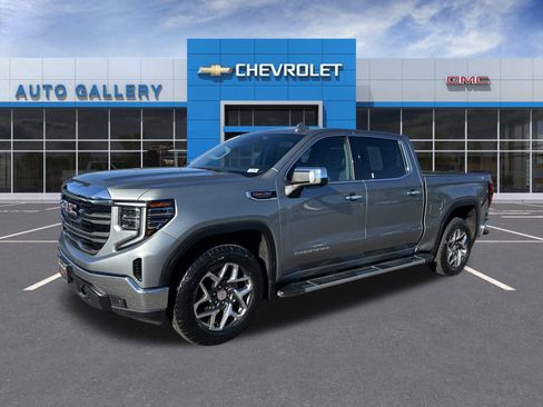 Used 2023 GMC Sierra 1500 SLT w/ SLT Premium Package image 1