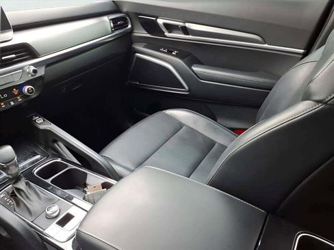 Used 2022 Kia Telluride S image 13