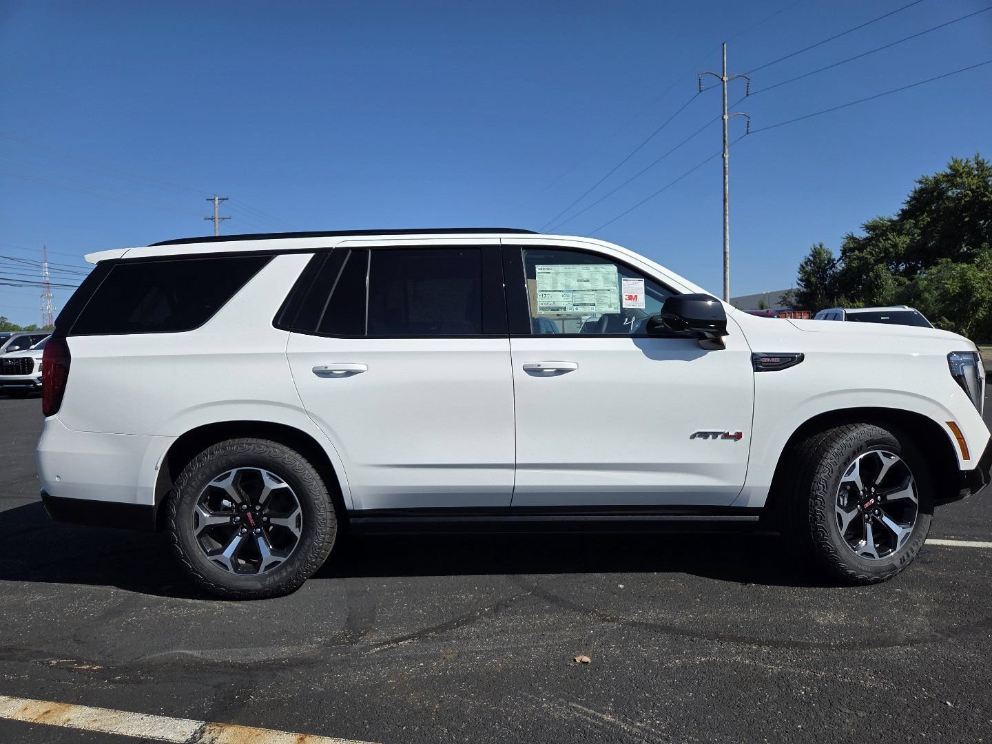New 2026 GMC Yukon AT4 w/ AT4 Premium Plus Package AWD/4WD image 22