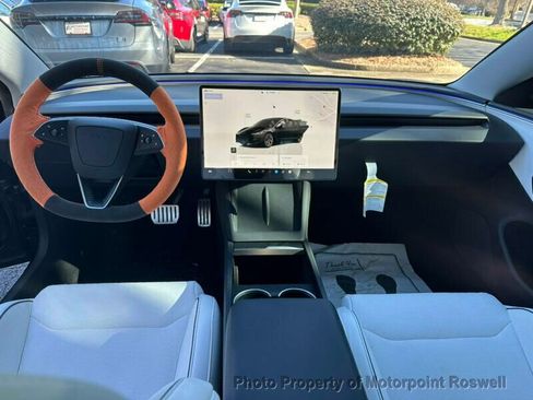 Used 2024 Tesla Model 3 Performance image 23