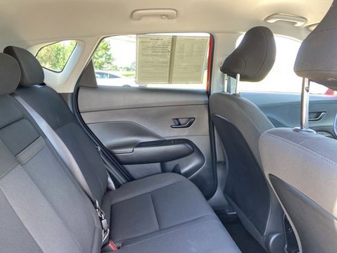 Used 2025 Hyundai Kona SEL FWD image 18