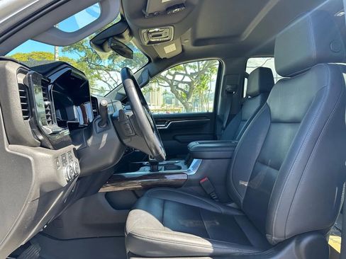 Used 2022 GMC Sierra 1500 Elevation w/ Elevation Premium Package image 8