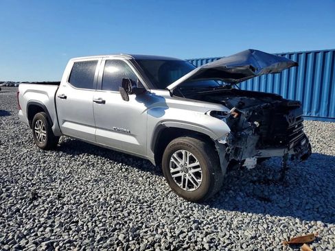 Used 2025 Toyota Tundra SR5 w/ SR5 Convenience Package RWD image 2