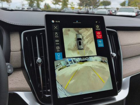 New 2026 Volvo XC90 B6 Ultra image 19