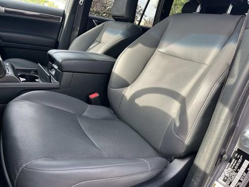 Used 2023 Lexus GX 460 Premium w/ Premium Package AWD/4WD image 35
