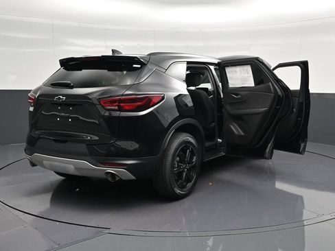 Used 2024 Chevrolet Blazer LT w/ Midnight/Sport Edition FWD image 35