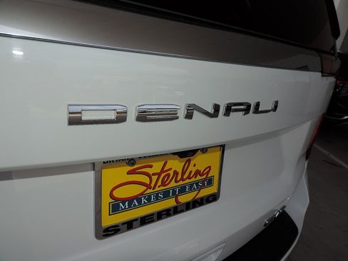 Certified 2025 GMC Yukon XL Denali AWD/4WD image 17