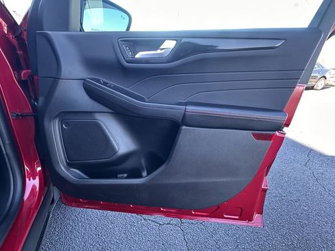 Used 2025 Ford Escape ST-Line Select image 29