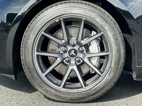 Used 2023 Tesla Model 3 Standard Range image 28