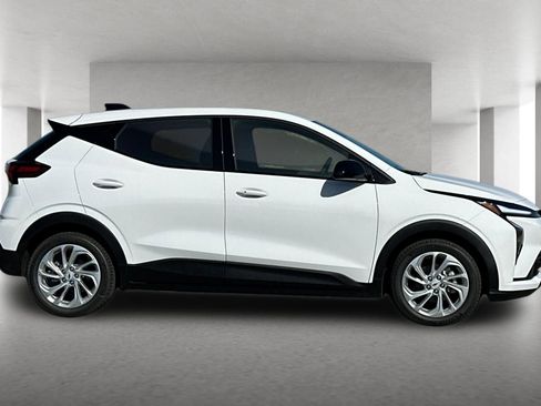 New 2027 Chevrolet Bolt LT w/ Comfort Package image 3