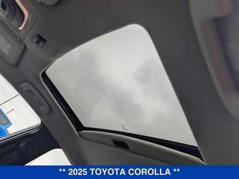 Used 2025 Toyota Corolla LE w/ LE Premium Package FWD image 16