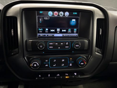 Used 2018 Chevrolet Silverado 3500 LT image 15