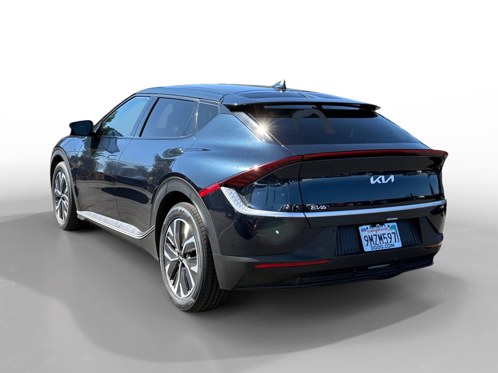 Used 2024 Kia EV6 Light RWD image 3