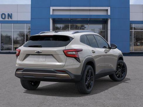 New 2026 Chevrolet Trax ACTIV image 4